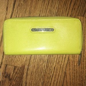 JUICY COUTURE Zip Continental Wallet